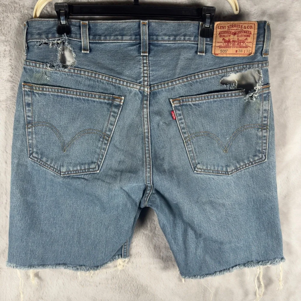 Vintage Levis‎ 505 Regular Fit Distressed Denim Cut Off Shorts Blue Mens 38 2003
